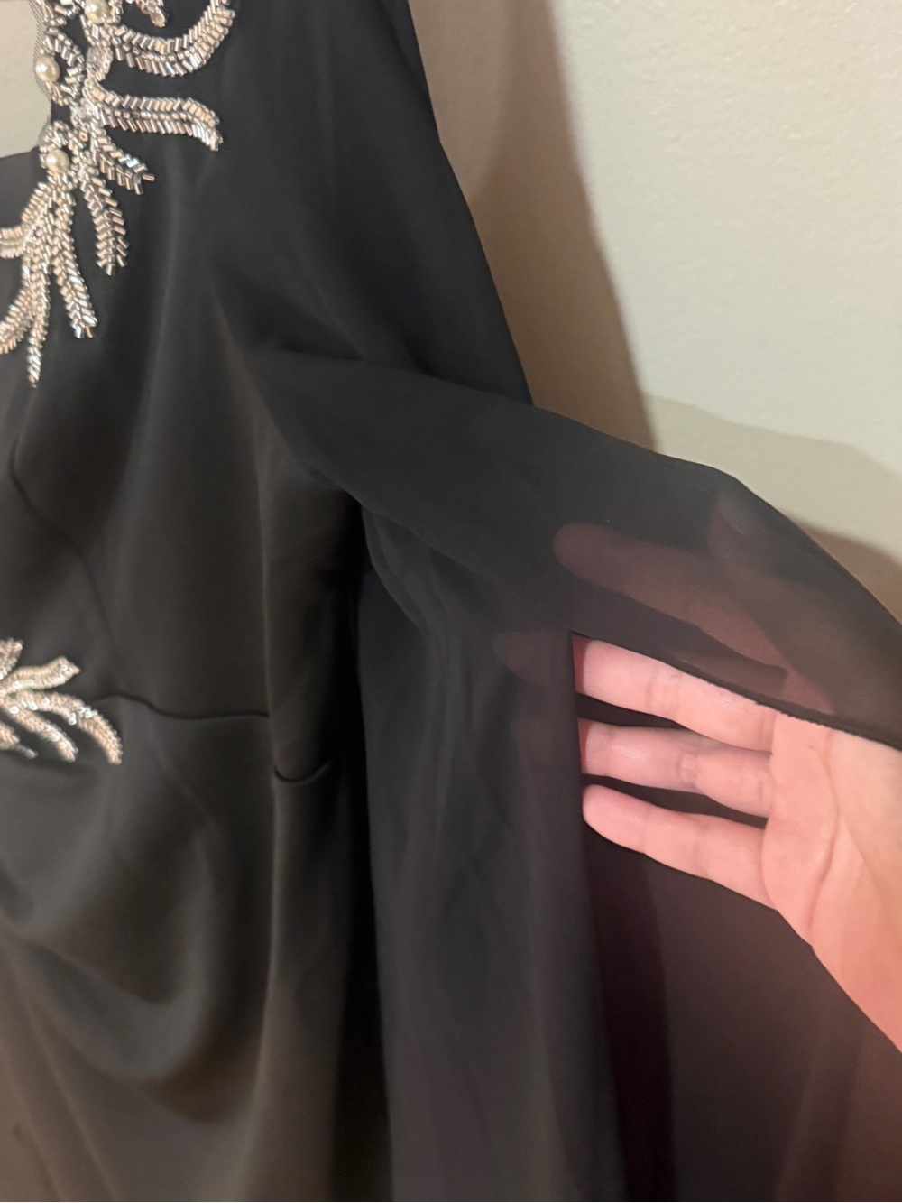 Black Silver Plus Size Embellished One Cold Shoulder Formal Evening Gown Sz 18 - Picture 12 of 16